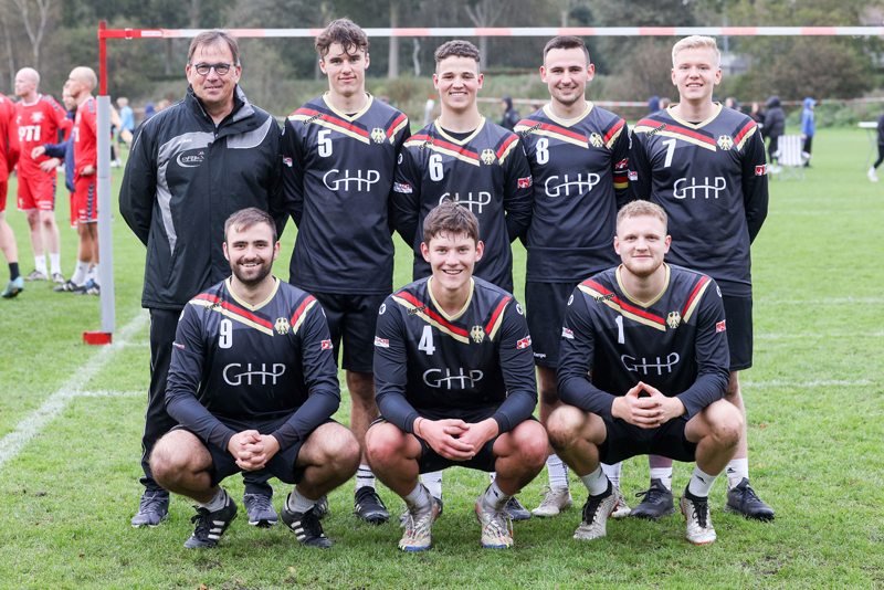 Das Team Deutschland mit Thilo Löhden (Nr. 7) und Nick Poppe (Nr. 9)